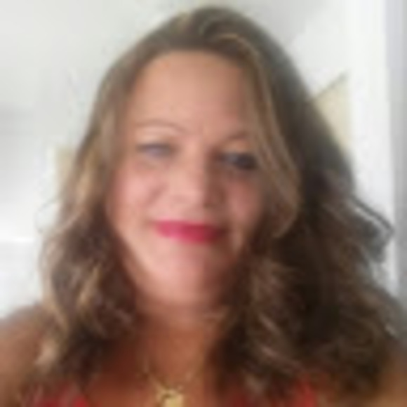 Meet your Posher, Yamila - Picture 1 of 1